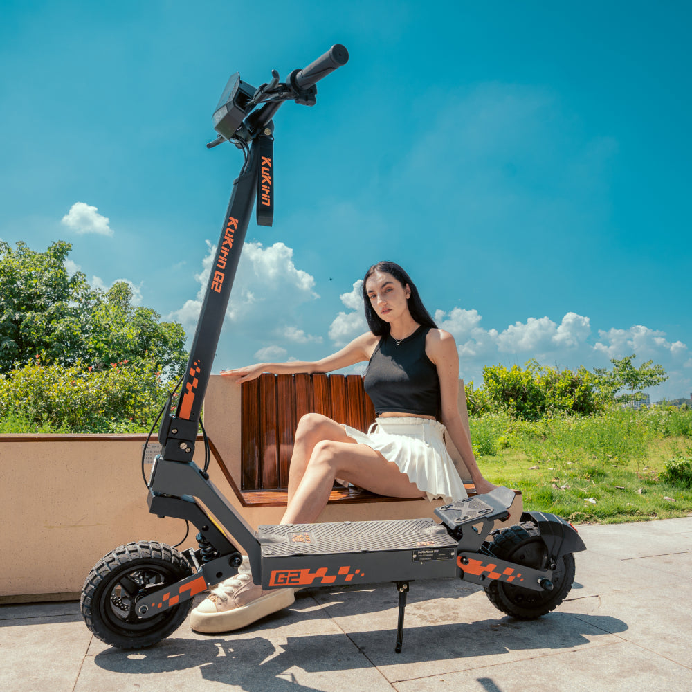 KuKirin G2 2025 Electric Scooter | 800W Motor | Range 55KM | 48V 15Ah Battery | Default speed 25km/h