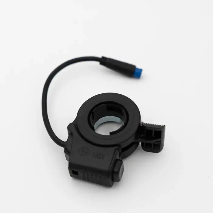 KuKirin (Kugoo Kirin) G2 Pro Elektroroller Gasgriff und Netzschalter
