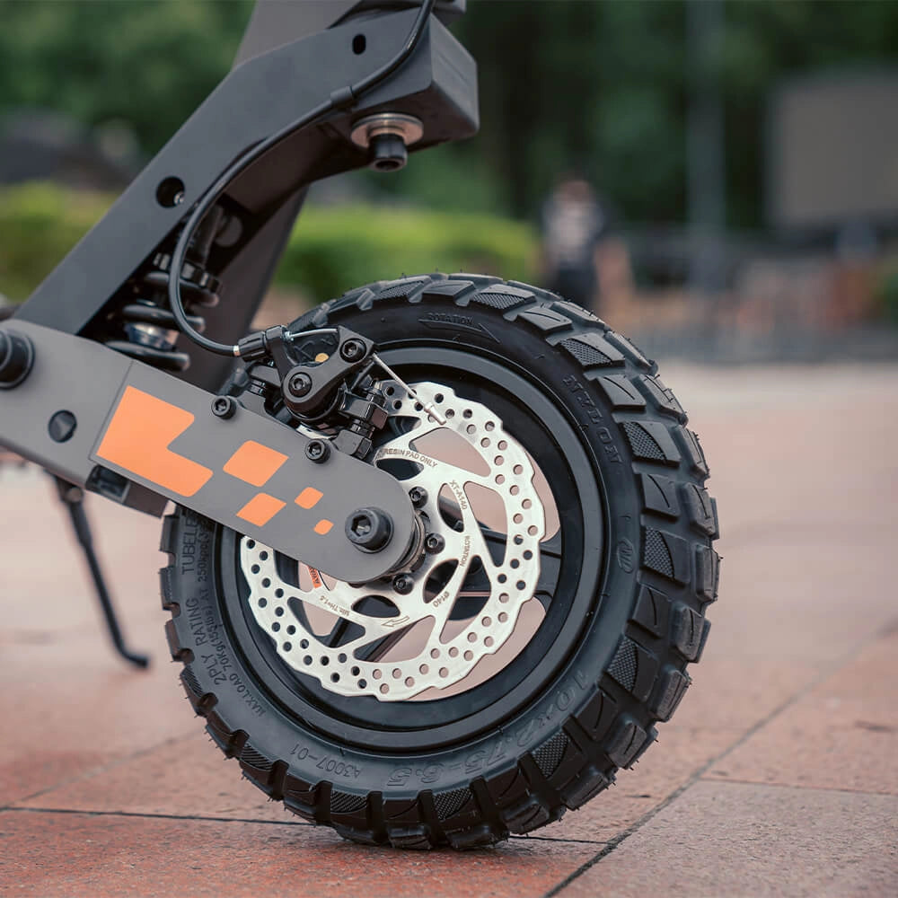 KuKirin G2 front wheel with 10-inch tire and disc brake