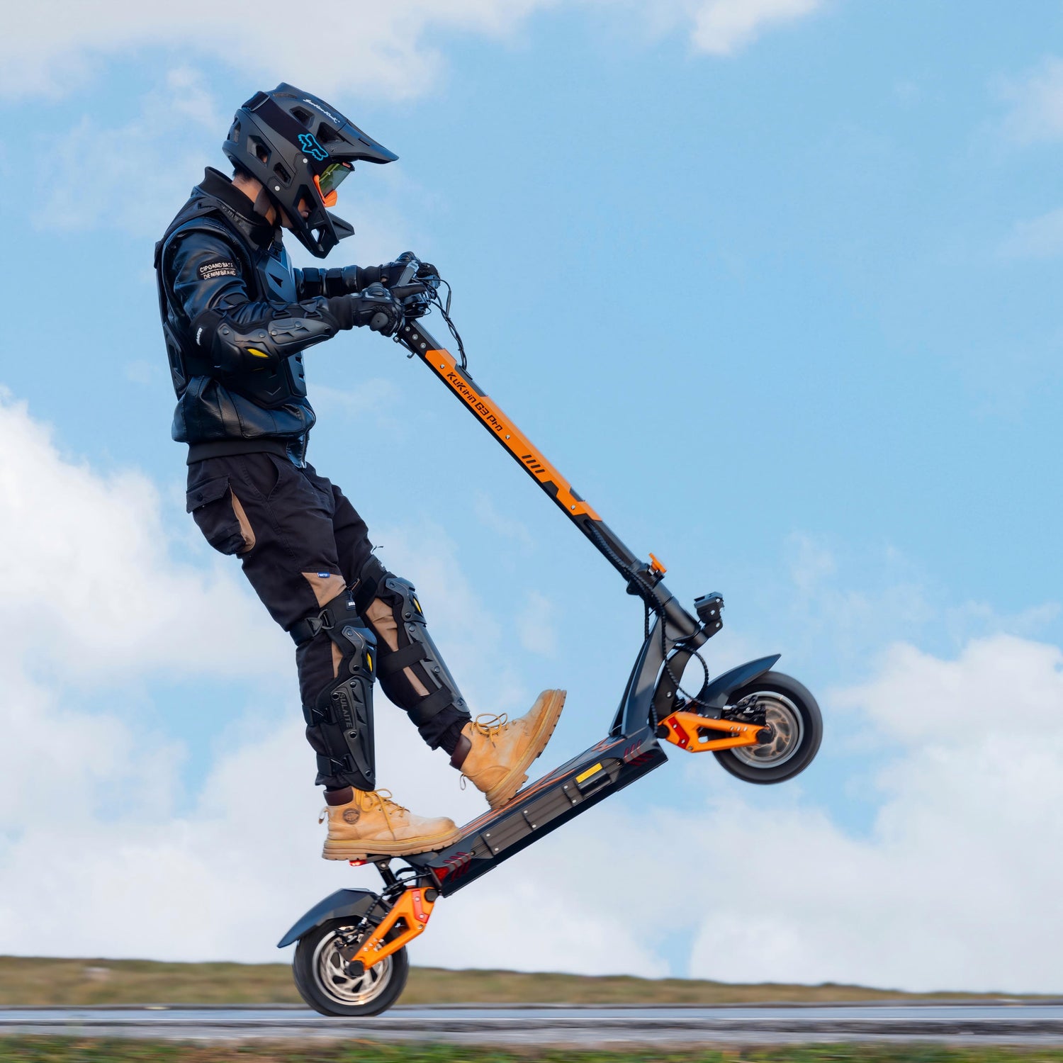Experiencing the high-torque acceleration and front-wheel lift power on the KuKirin G3 Pro.