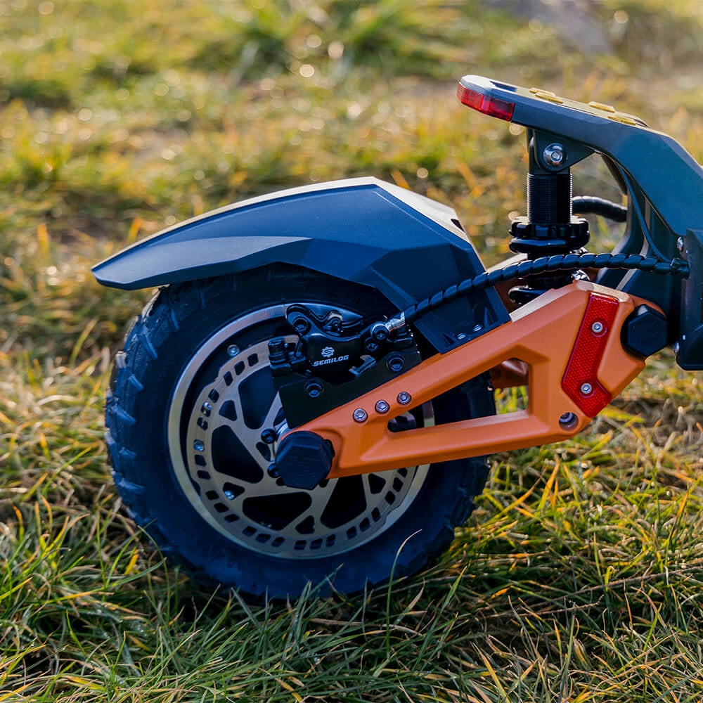 Premium hydraulic disc brake, rear hub motor, and heavy-duty orange swingarm on KuKirin G3 Pro