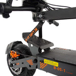 Close-up view of the KuKirin G4 folding stem and locking system