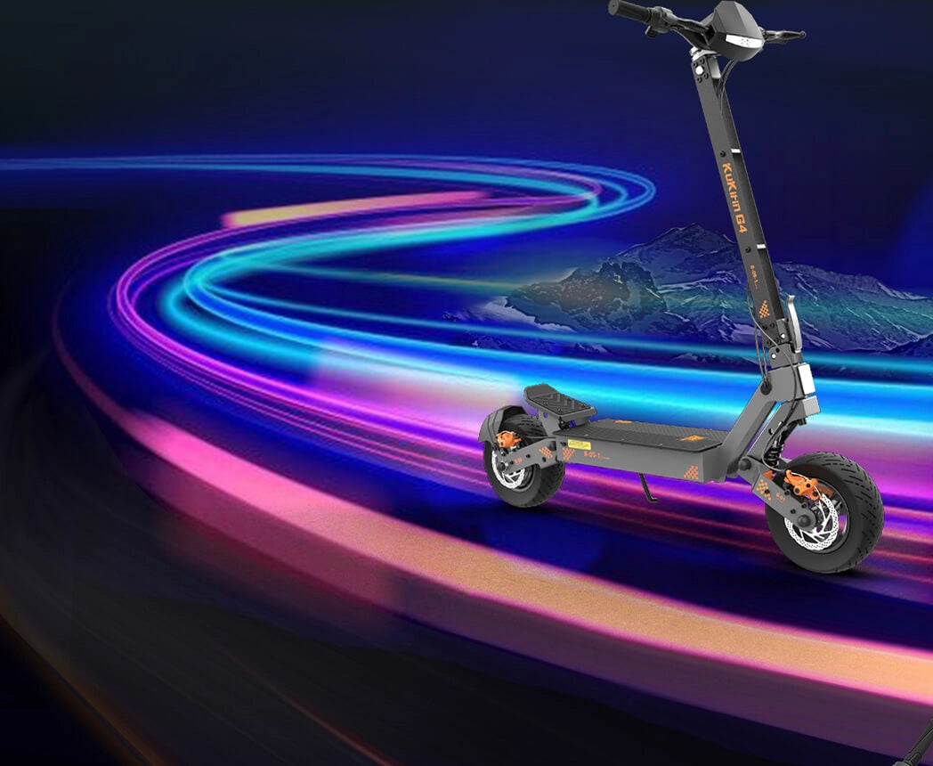 KuKirin G4 accelerating showing 70 km/h high-speed performance.