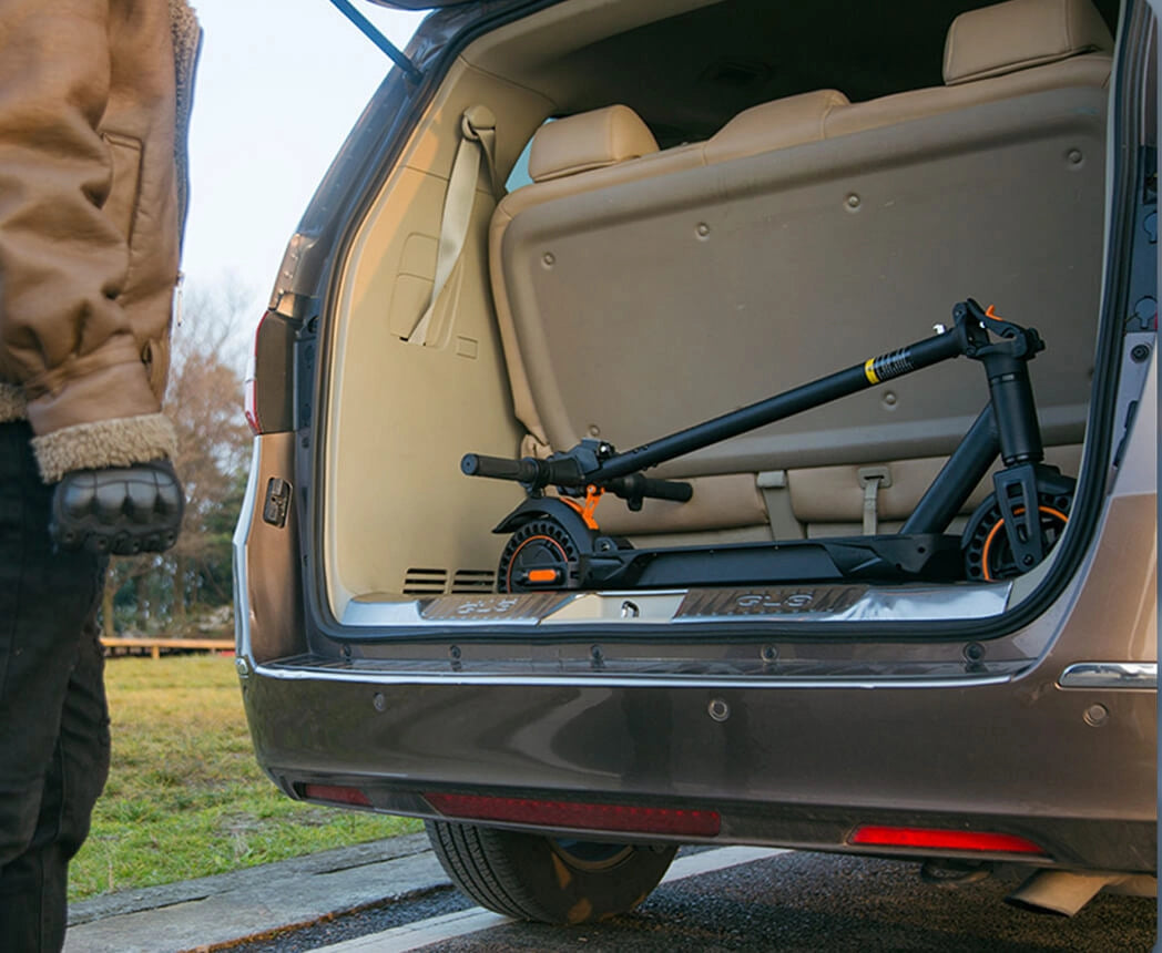 Save space on your commute with a lightweight, ultra-portable frame that fits easily into car trunks.